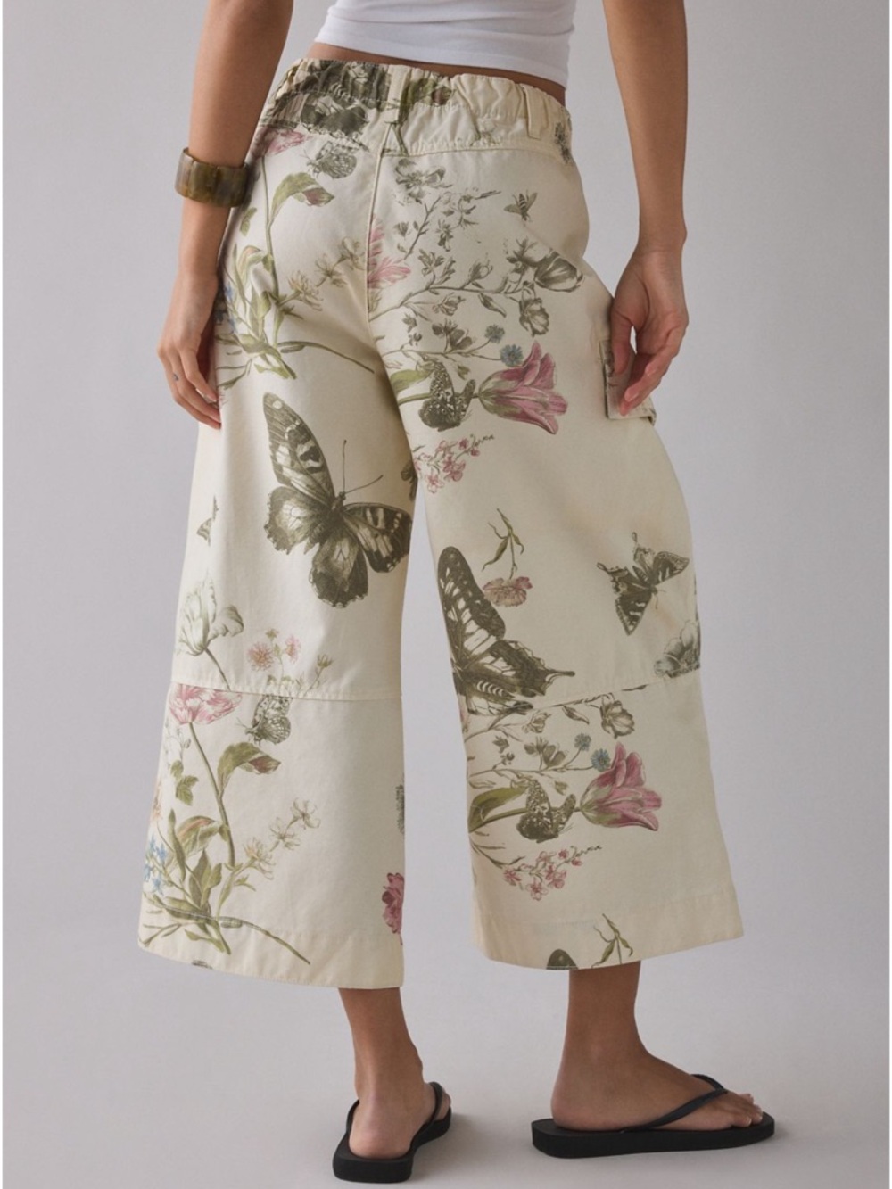 BDG Cream Wide-Leg Floral & Butterfly Crop Pants - Picture 5 of 11